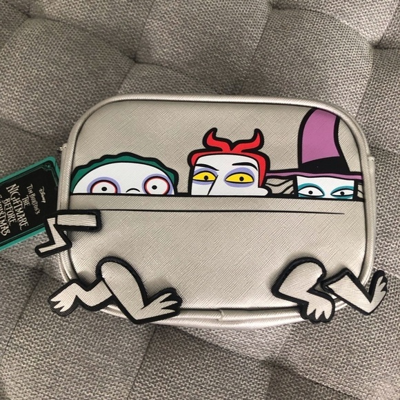 Disney Nightmare Before Christmas: Lock, Shock, & Barrel in walking bath tub bag - Picture 1 of 7